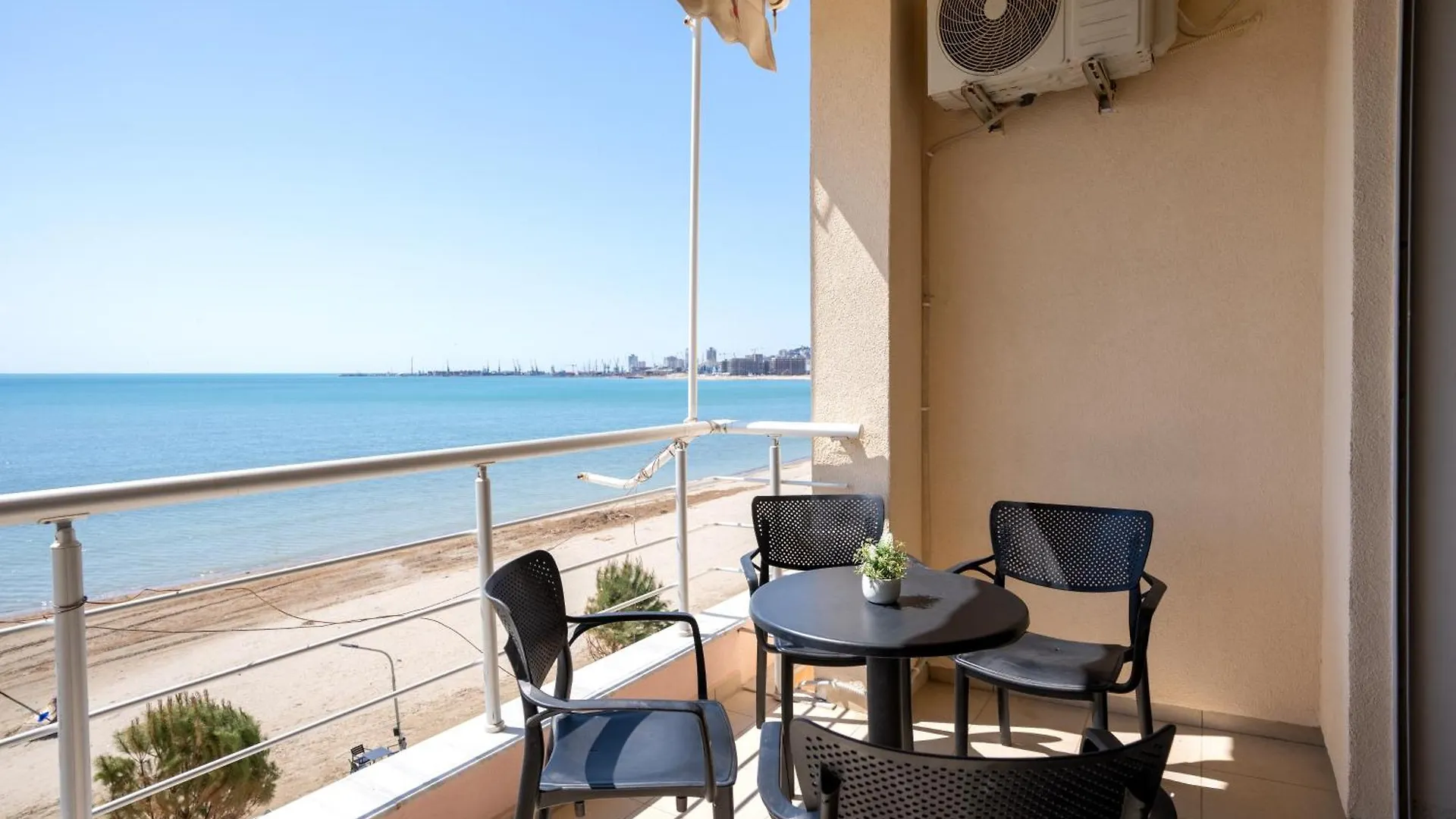 Sea View-Sunlit Coast Apartment Durrs Dıraç Arnavutluk